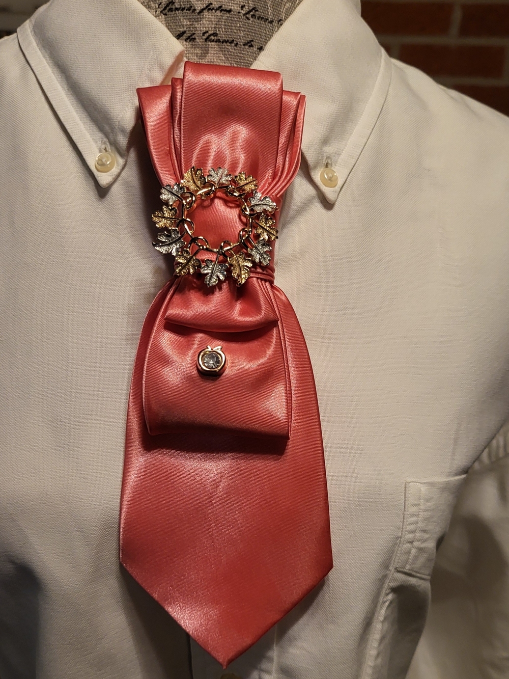 Gold Leaf Vintage Brooch - Coral Pink Satin Women’s Necktie Make Me An Offer 😊